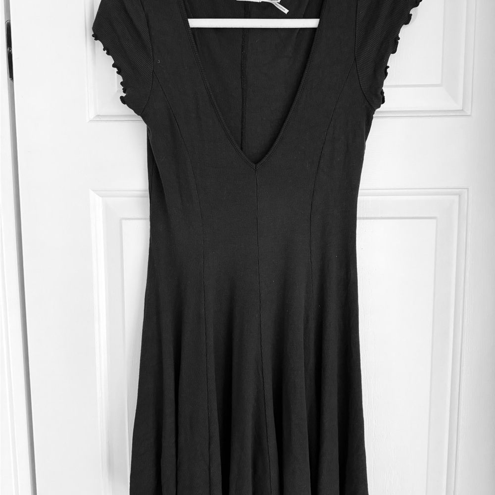 Urban outfitters women’s size small black mini dress